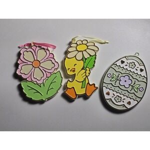 Hallmark Painted Plastic Cookie Cutters Spring Easter Egg Duck Flower Set 3